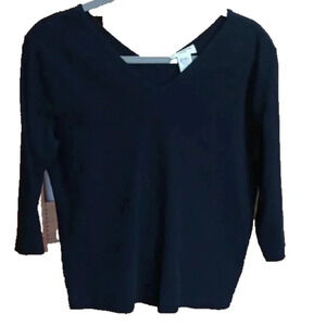 Jones New York sport black v neck top LG